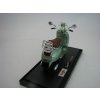 Vespa LXV 2013 Green 1:18 Maisto
