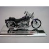 Harley-Davidson 2001 FXSTS Springer Softail Purple 1:18 Maisto