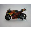 KTM RC16 No.88 Oliveirr Factory racing 2021 Red Bull 1:18 Maisto