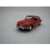 Citroen DS23 1973 Red 12 cm Pull back Welly