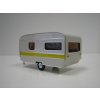 Obytný přívěs-Caravan 1:43 Kovap Plechové hračky