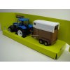 Traktor New Holland T7040 s přívěsem na koně 1:32 Bburago