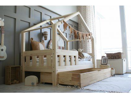 Domečková postel HouseBed Maxi Plus