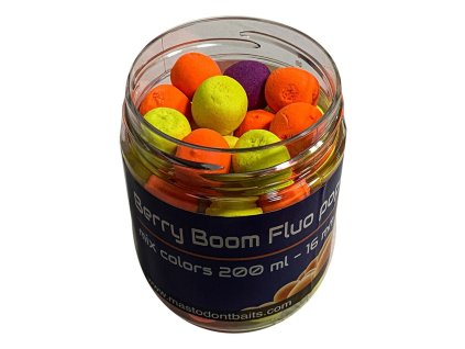 Mastodont Baits Fluo Pop-Up Boilies Berry Boom 16mm 200ml