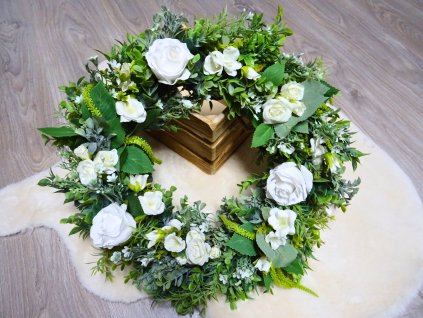 b2e8fda4 5e24 49de b09c 6c7e6eaa9cb1