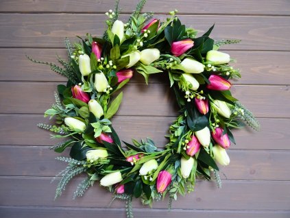 jarní věnec na dveře