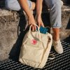 Fjällräven Kanken Foliage Green-Peach Sand 16l