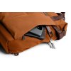 Bellroy batoh, ktorý možno nosiť aj v ruke Tokyo Totepack Bag - Bronze 20l  + Testovacia sada toaletných vôd ZADARMO