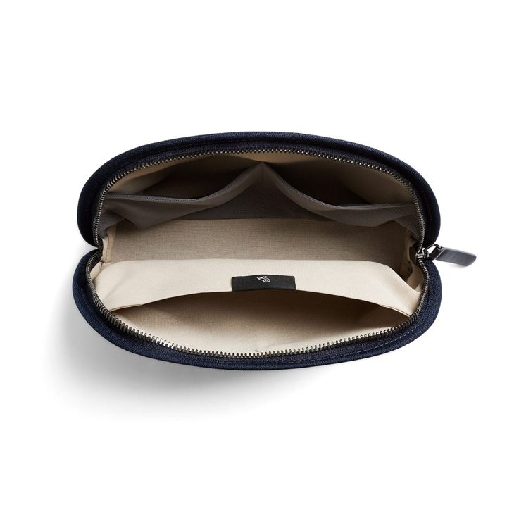 Bellroy Classic Pouch – Otevření s dobrým přehledem
