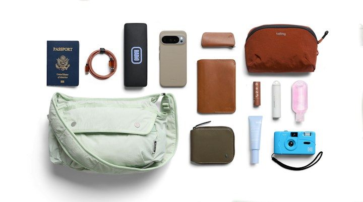 Bellroy Cinch Sling – příklad uložených věcí