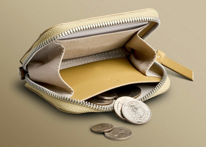 Bellroy Folio Piccolo – Mince dostupné jemným stiskem