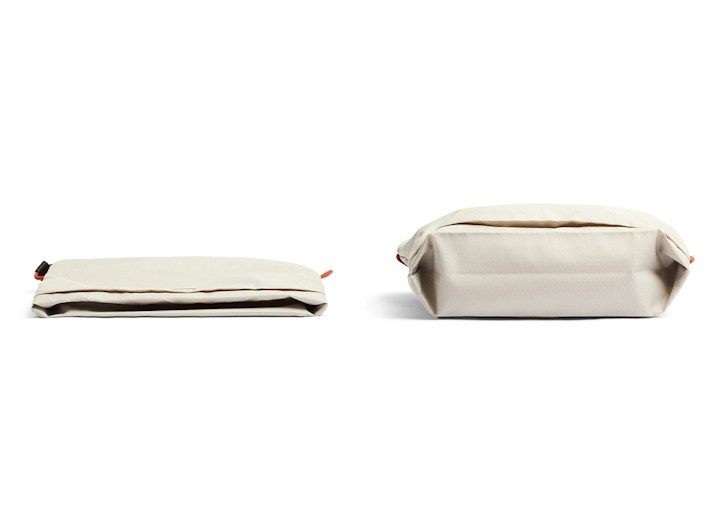 Bellroy Lite Sacoche – Dno ustoupí náplni