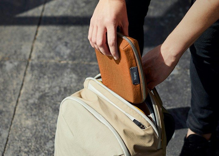 Bellroy Tech Kit Compact – Měkký polstrovaný obal