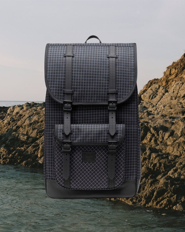 Herschel Little America – fotografie modelu