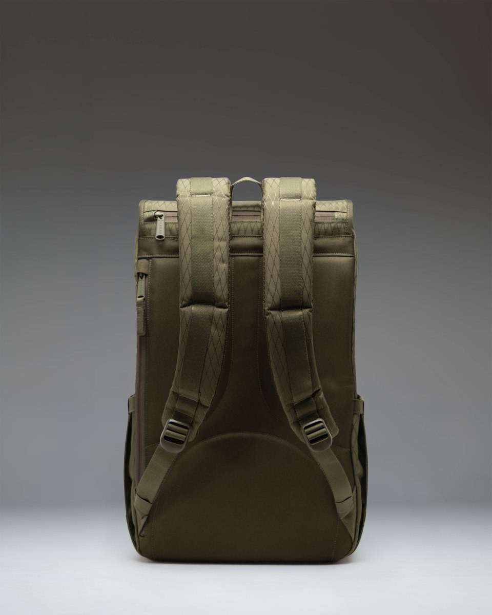 Herschel Little America – pohled 4