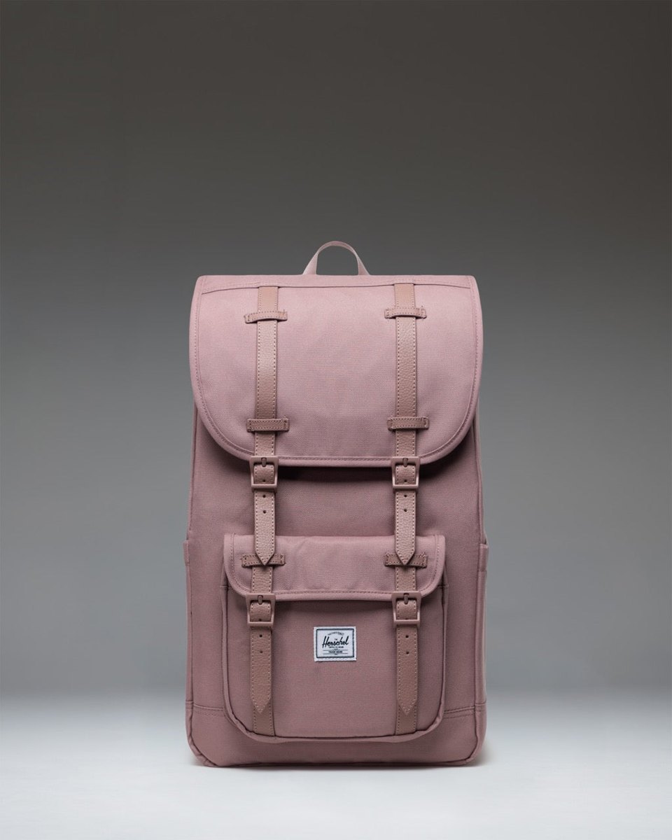 Herschel Little America – produktový pohled