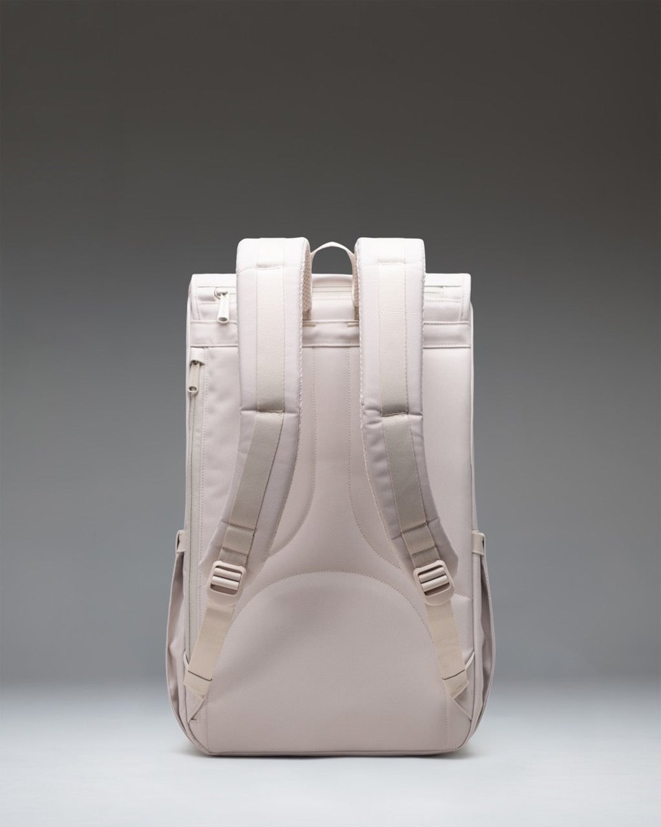 Herschel Little America – pohled 3