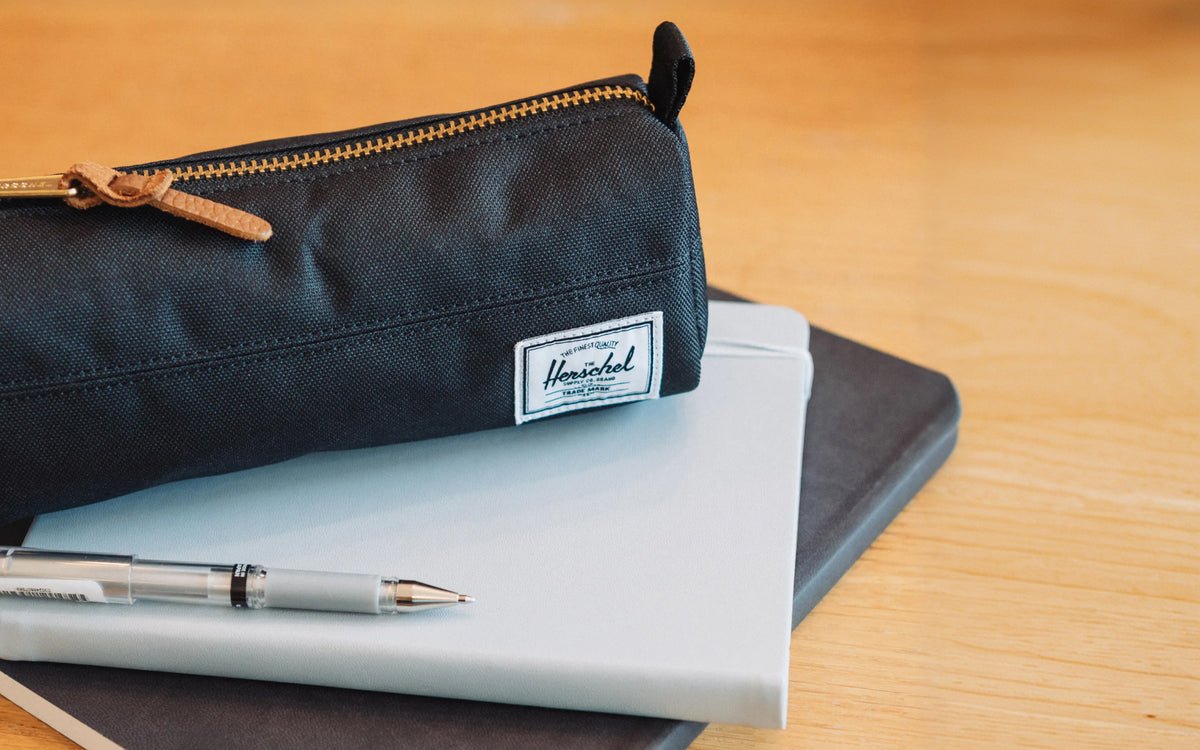 Herschel Settlement Pencil Case – pohled 2