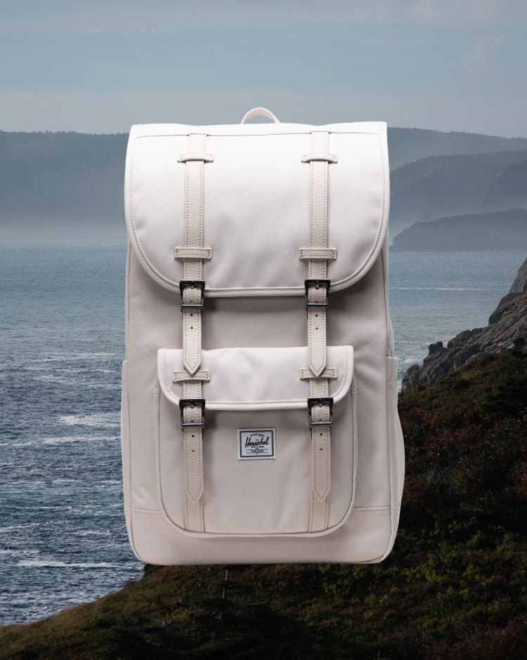 Herschel Little America – fotografie modelu