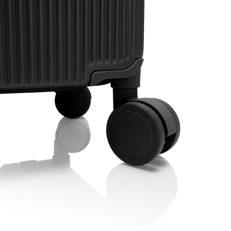 Heys Nexus One L Black – Dvojitá kolečka a hliníková rukojeť