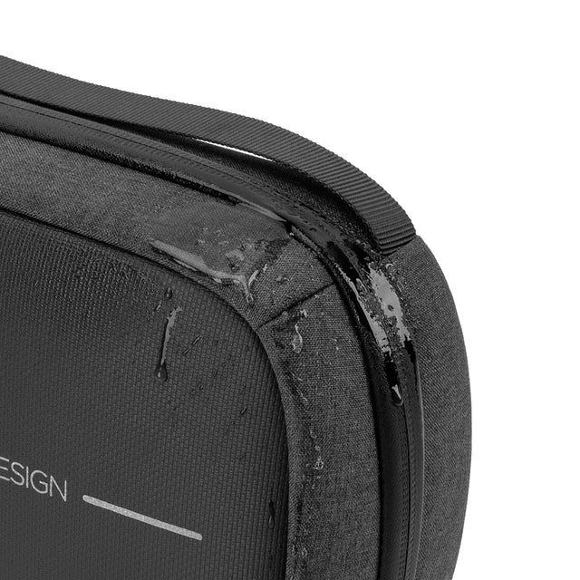 XD Design First Class All-in-One Travel Case – rPET a ověřovaná recyklovaná textilie