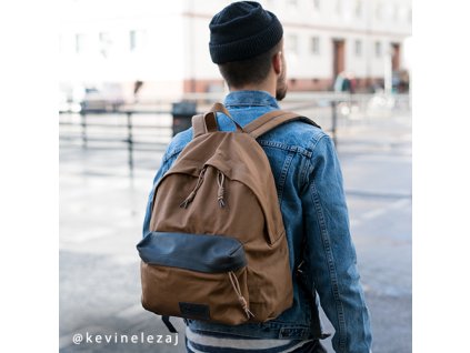 EASTPAK PADDED PAK´R Axer Brown + Sluchátka, myš nebo pouzdro