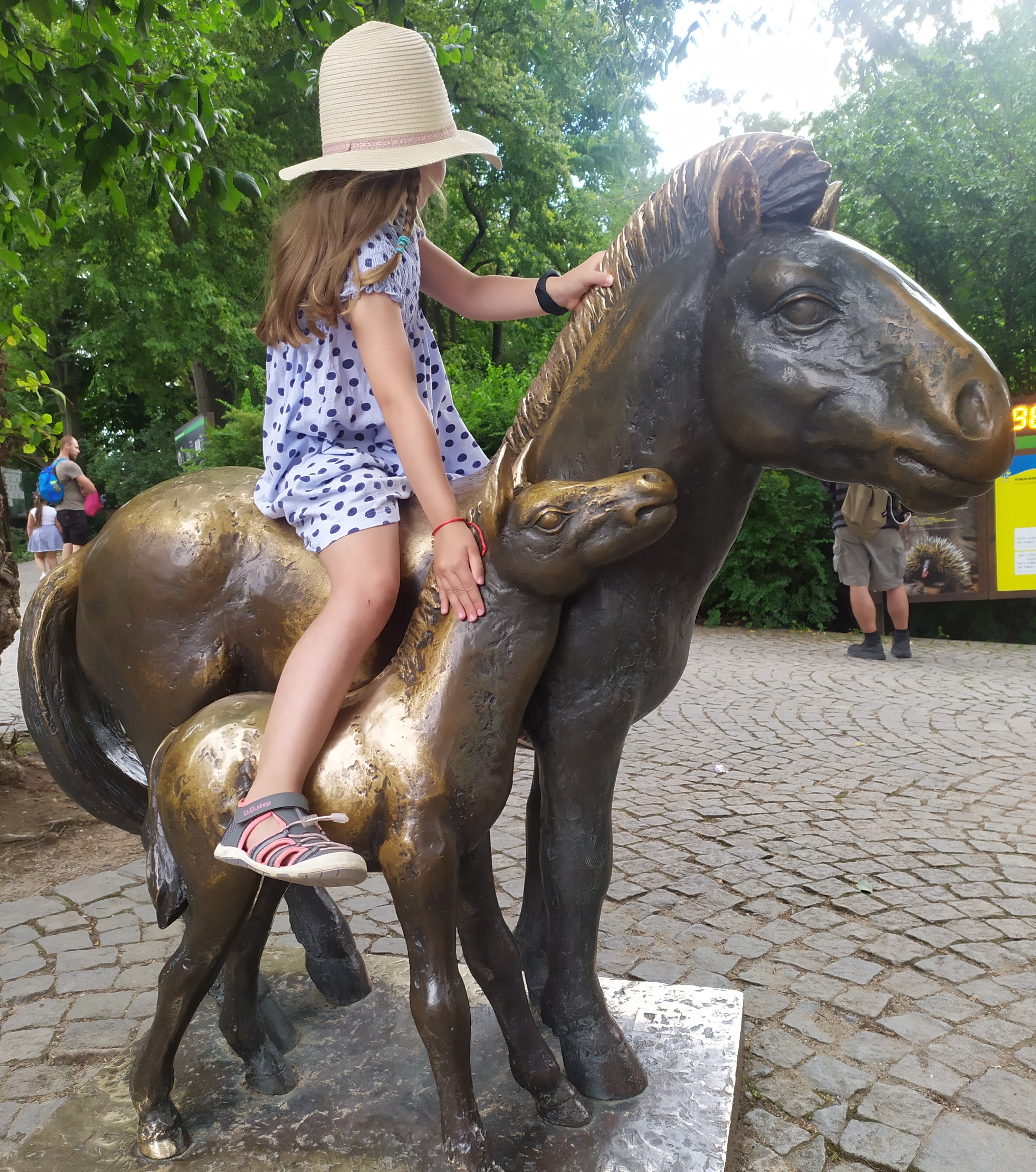 Průvodce pro rodiče: Jak vybrat vhodnou letní obuv pro děti