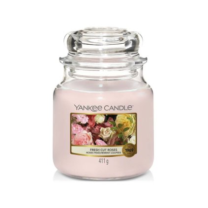 yankee candle fresh cut roses stredni