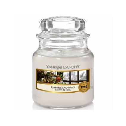 yankee candle surprise snowfall svicka mala