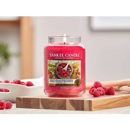 7367 yankee candle votivni svicka red raspberry