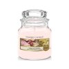 yankee candle fresh cut roses mala