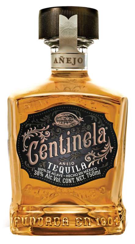 Centinela Aňejo 40% 0,7 l (holá lahev)