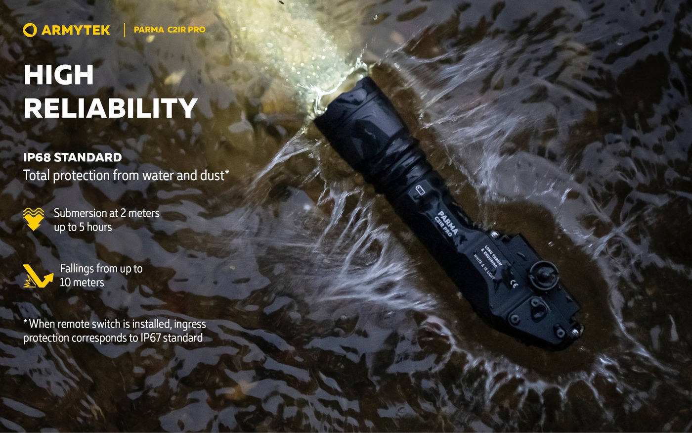 Rozsvietená Armytek Parma C2IR Pro v prúdiacej vode, IP68, ponor 2 m na 5 hodín, pád z 10 m a IP67 so spínačom