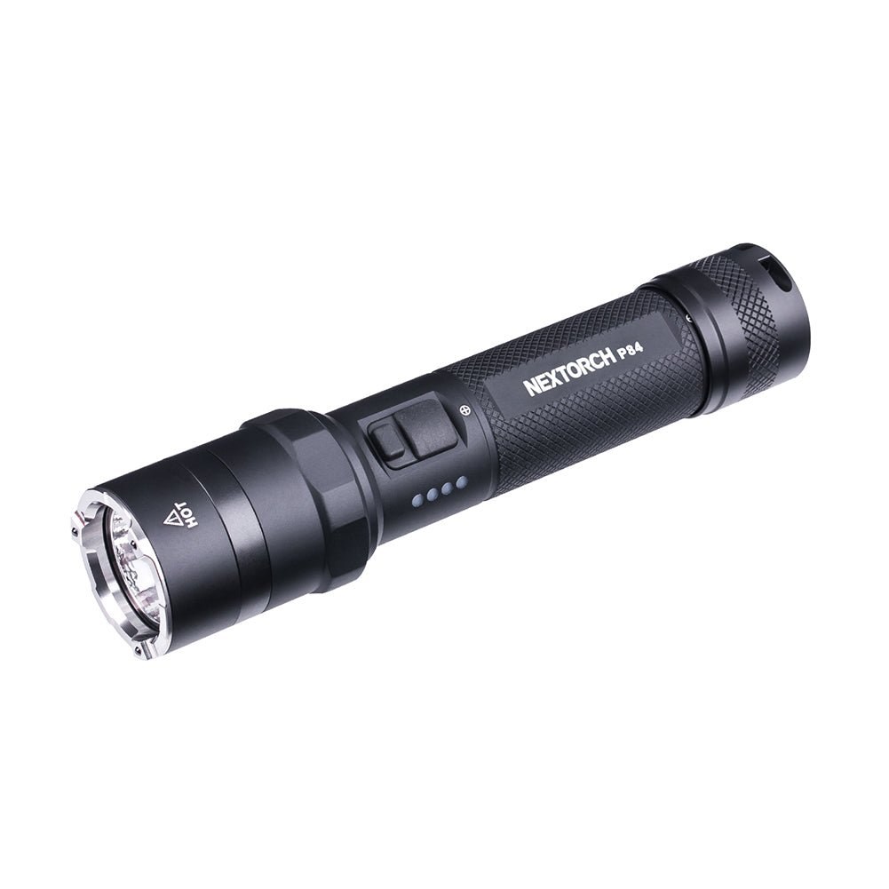 Nextorch P84B — služobná LED baterka s 360° červeno-modrým signálnym svetlom