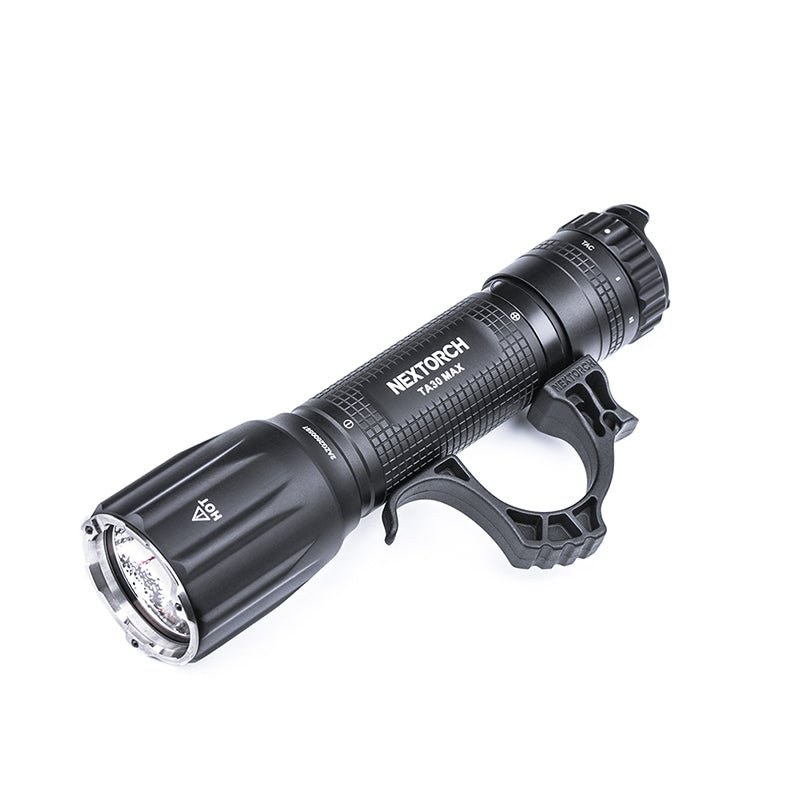 Nextorch TA30C MAX SET — baterka s nasadeným taktickým krúžkom FR-2 zo sady