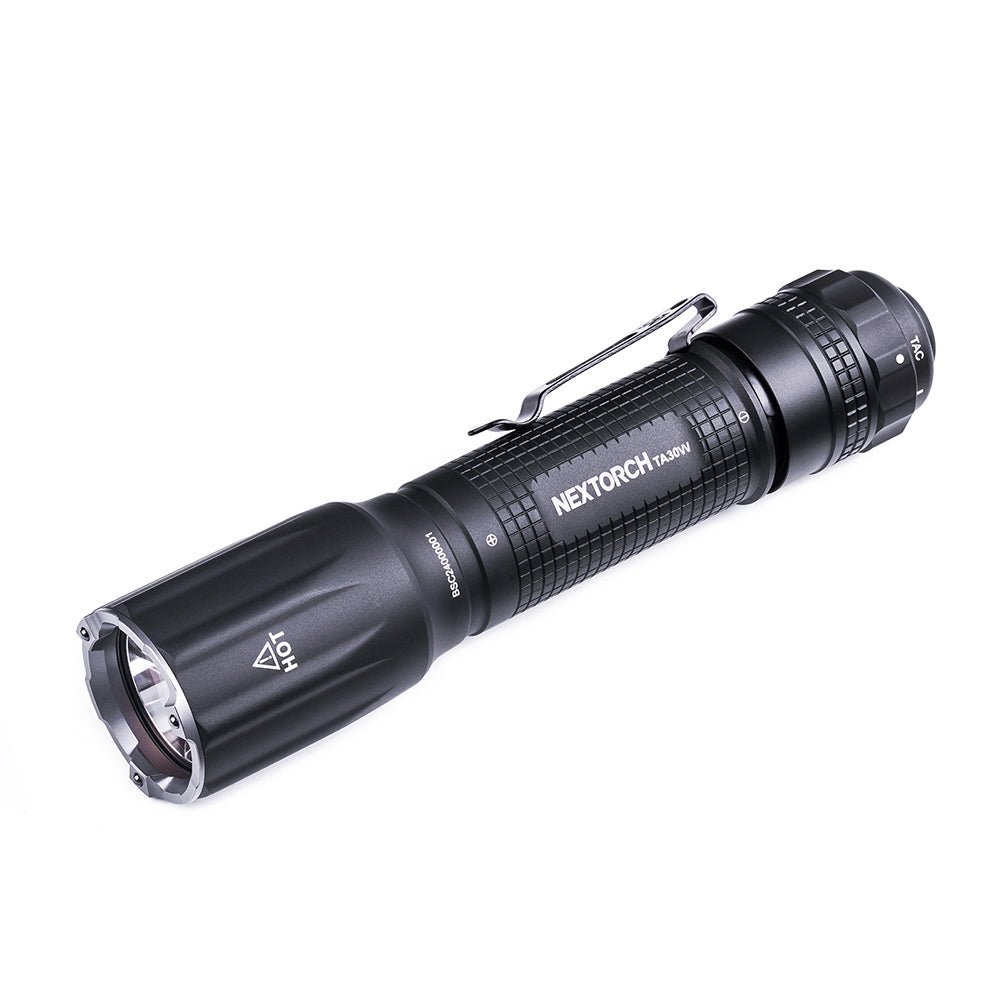 Nextorch TA30W — kompaktná taktická EDC baterka s teplým bielym svetlom 4500 K