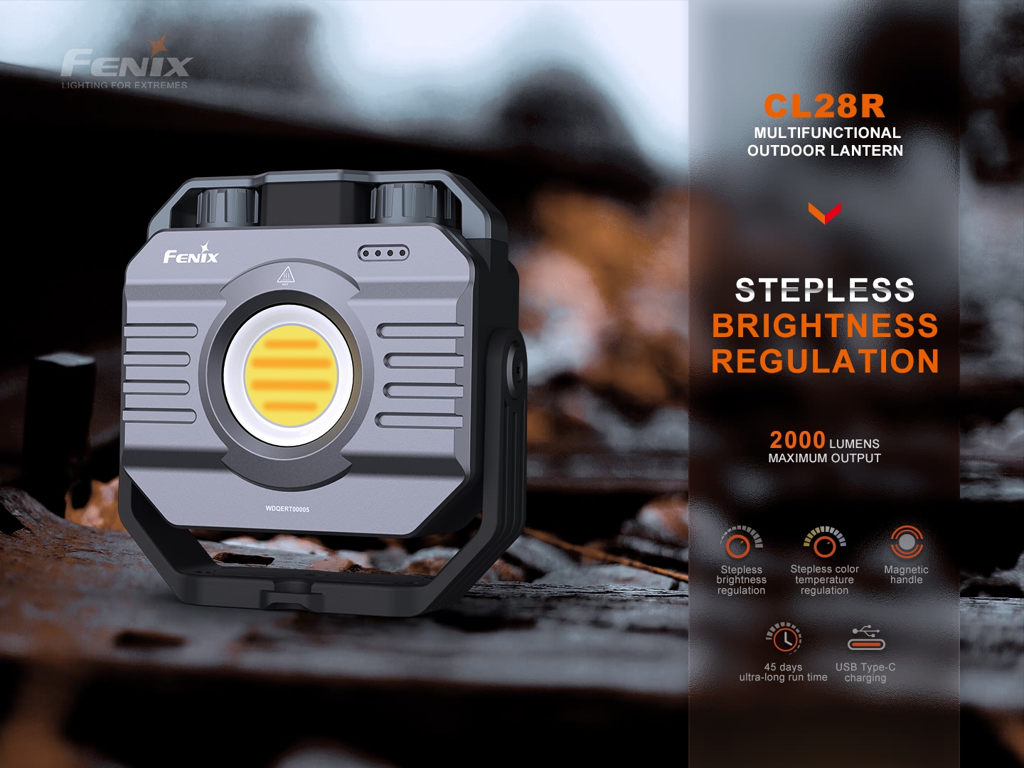 Fenix CL28R multifunkčné outdoorové svetlo 2000 lúmenov s plynulým jasom a magnetickou rukoväťou šikmo spredu