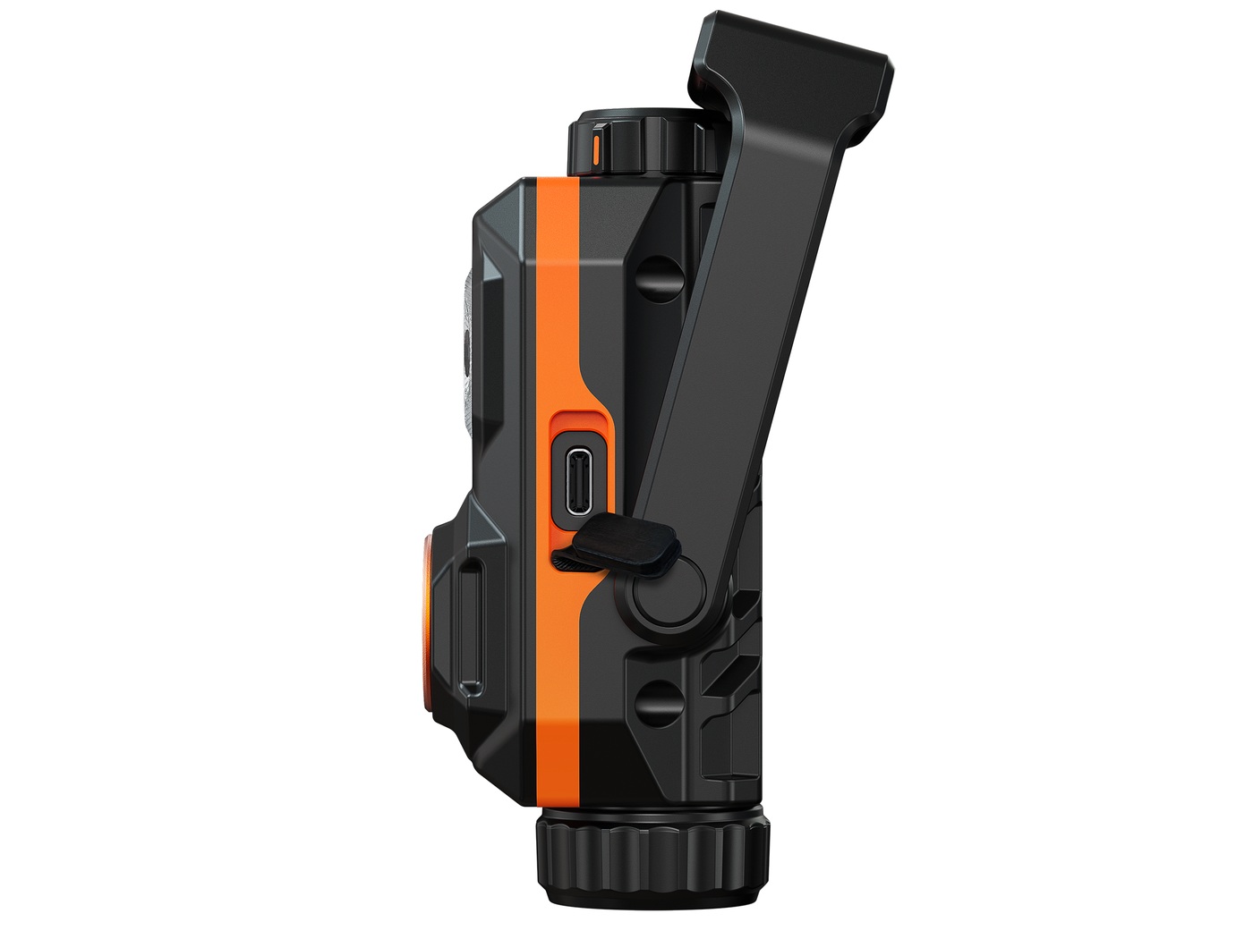 Nabíjací port USB-C na boku Fenix WT26R pod odklopnou gumenou krytkou