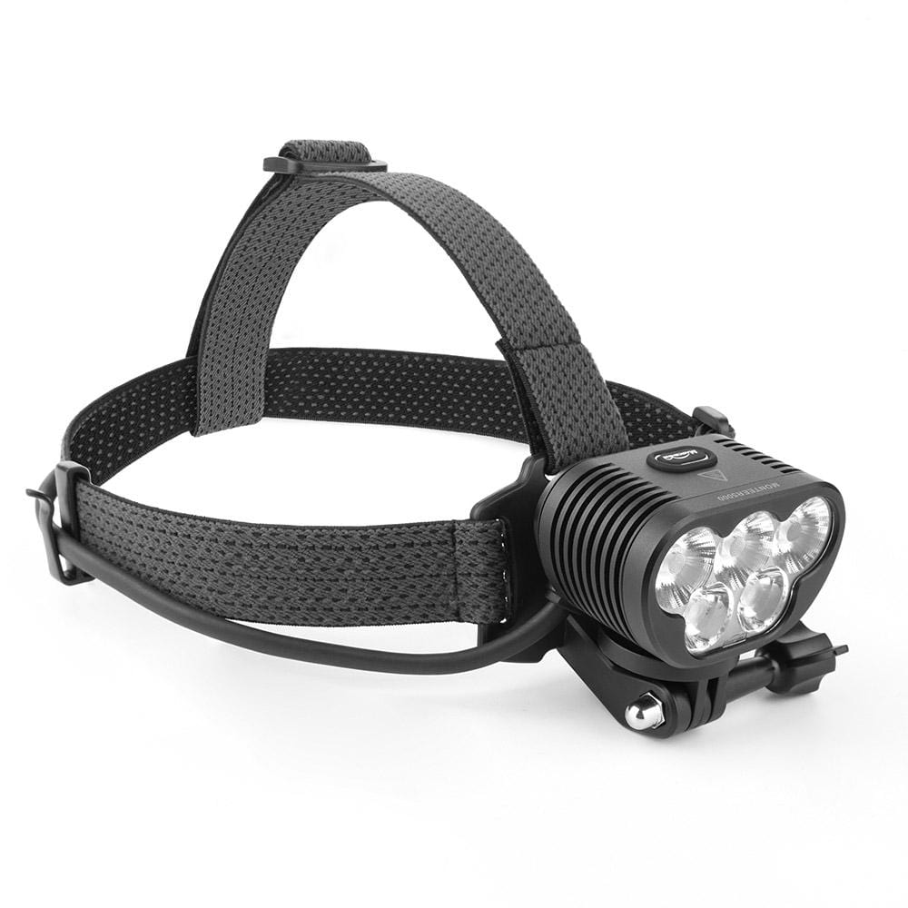 Čelenka Magicshine MJ-6276 s predným cyklosvetlom Magicshine pripevneným cez GoPro základňu na čele