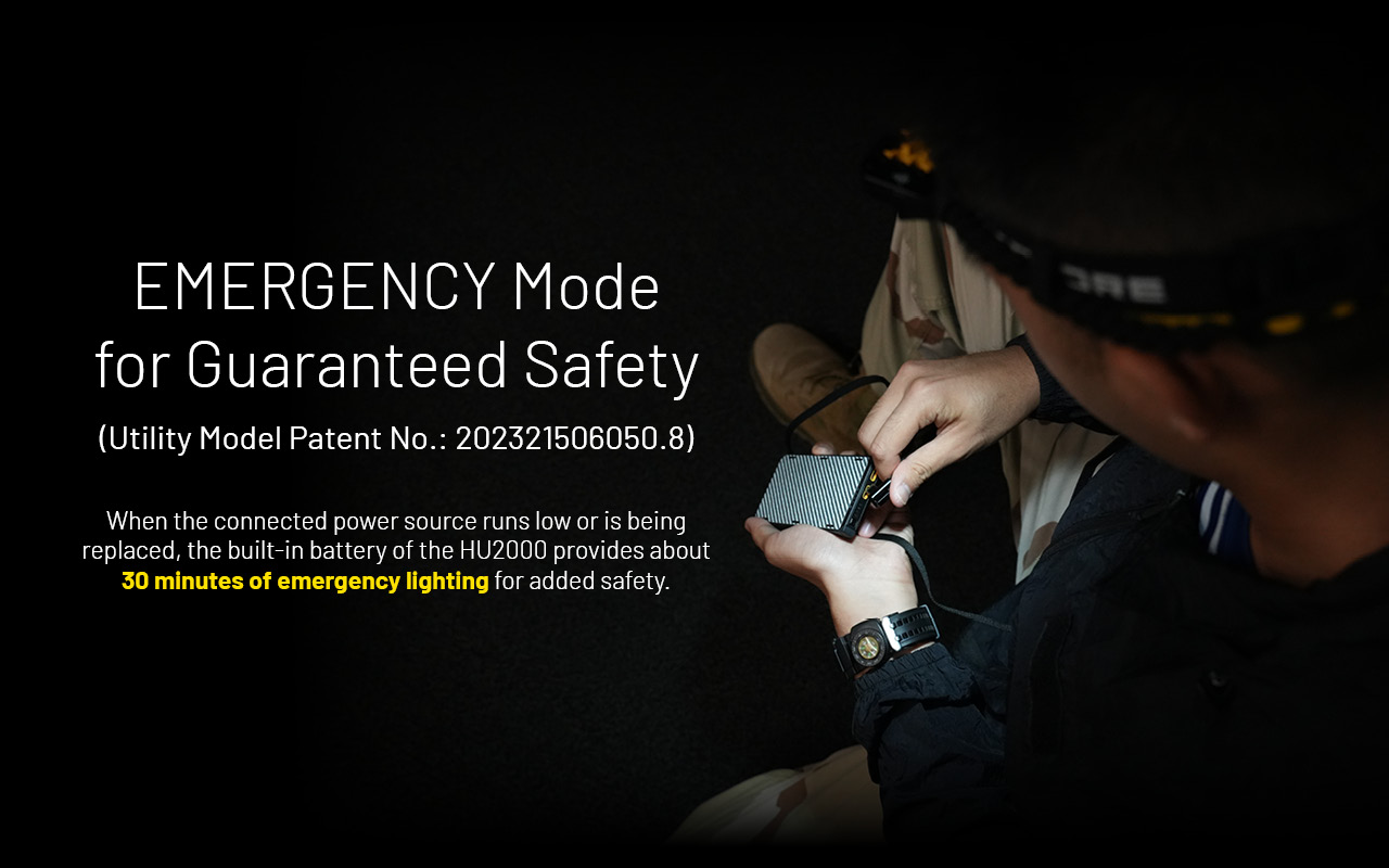 Núdzový režim EMERGENCY v NITECORE HU2000 – vstavaná batéria dá asi 30 min svetla pri výmene powerbanky