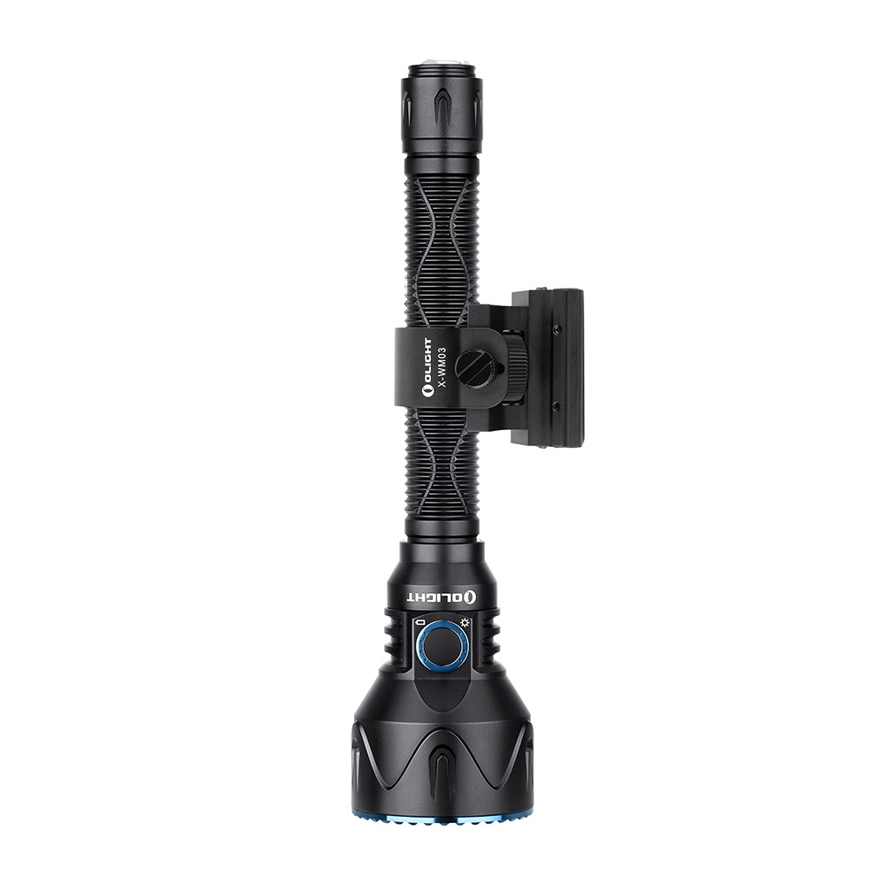 Olight Javelot Pro 2 upnutá v lištovej objímke OLIGHT X-WM03, ktorú výrobca vedie ako voliteľné príslušenstvo