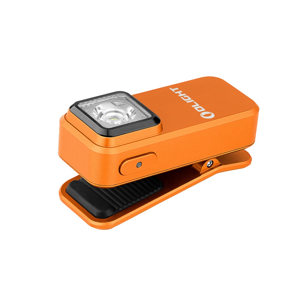 Olight Oclip Orange s naplno rozovretým klipom, na boku tela je vidieť ovládacie tlačidlo s indikátorom