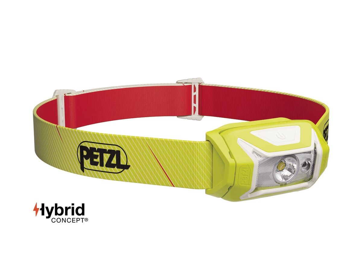 Petzl TIKKA 2025 v žltej farbe — čelovka s hlavovým pásikom