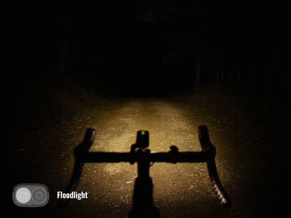 Porovnanie lúča Magicshine RAY 1600B na tej istej ceste — režim Floodlight a režim Hybrid od výrobcu