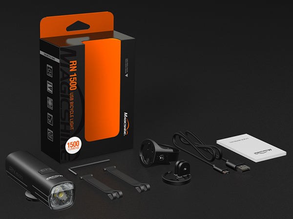Obsah balenia Magicshine RN1500 &mdash; svetlo, krabica, držiak na riadidlá, GoPro adaptér, silikónové pásky, kábel USB-C, imbus a návod