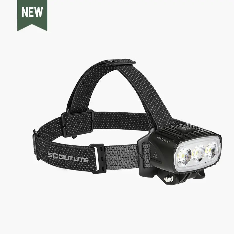 Scoutlite MEGLE 6000 &ndash; výkonná čelovka s tromi LED a popruhom s nápisom SCOUTLITE