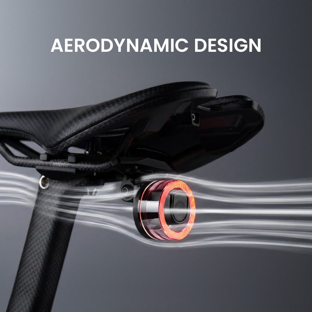 Magicshine VIVEE 50 HALO na karbónovej sedlovke, prúdnice vzduchu obtekajú duté telo – grafika k aerodynamike