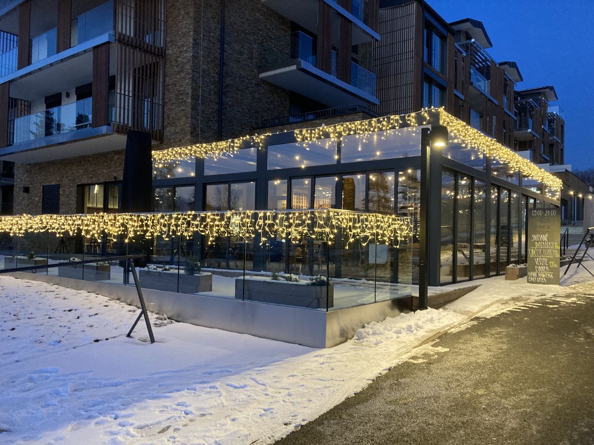 Světelné rampouchy a krápníky a LED rampouchy