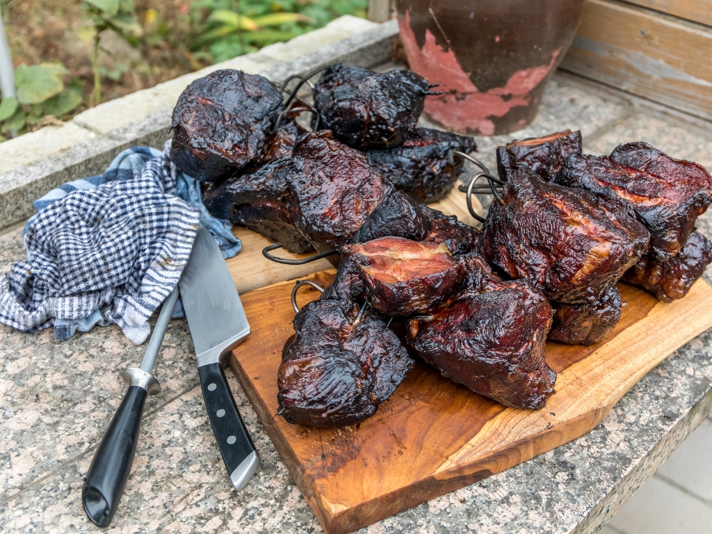 Uzení s udírnami Weber
