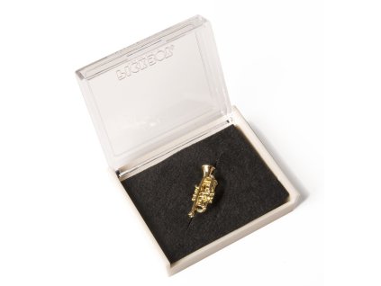 12621 odznak s ihlicou